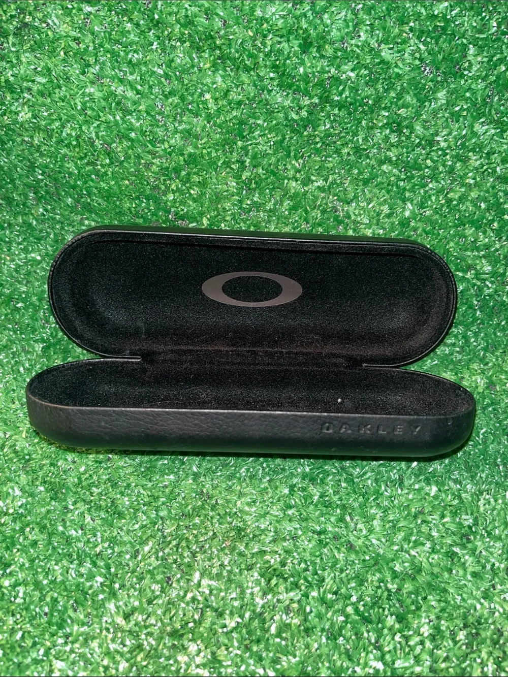 Oakley Slim Hard Case Glasses Holder Protective Storage Sunglasses Minimal Black